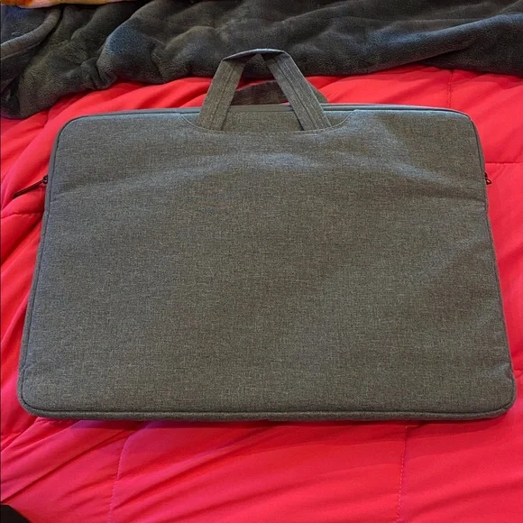 Wacom Intuos Pro Medium Drawing Tablet - Picture 4 of 5